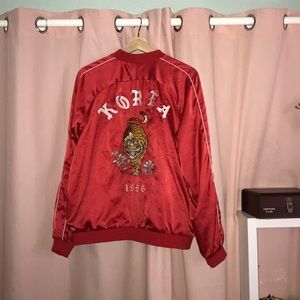 🐯🇰🇷Oversized red silky 1986 KOREA Tiger jacket